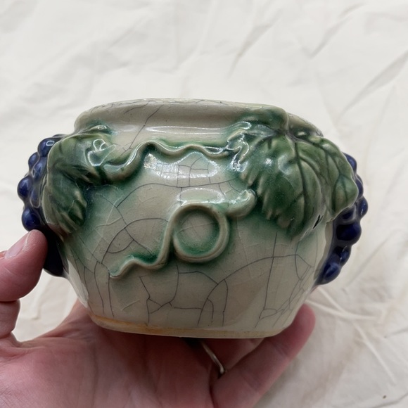 FF Fisherman’sFortune Grape Crackle Ceramic Bowl - Picture 8 of 12